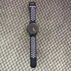 Misfit Wearables MIS5017 Command Hybrid Smartwatch with Black & White Band